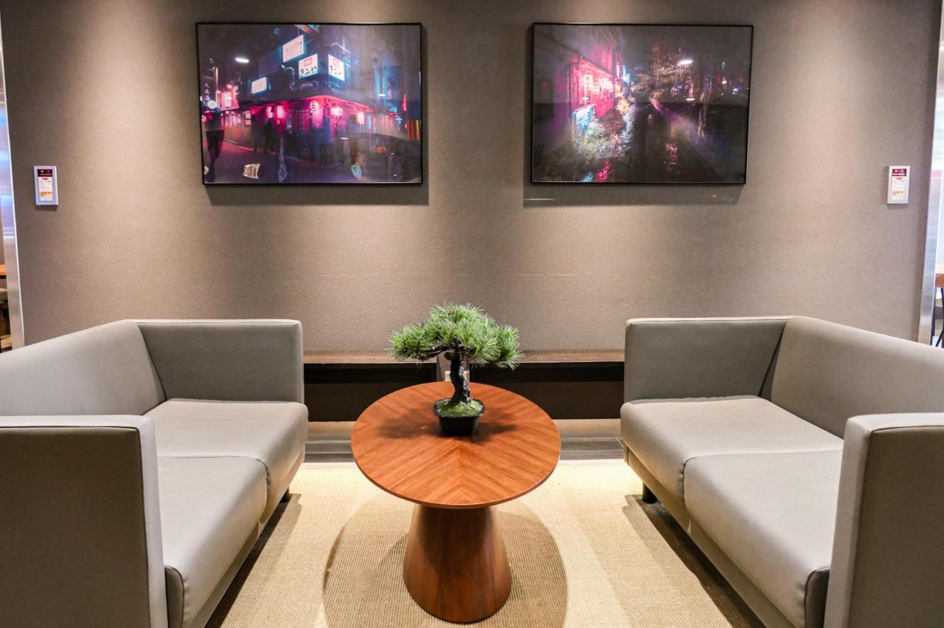 Wayfarer Shinsaibashi Hotel Осака Екстериор снимка